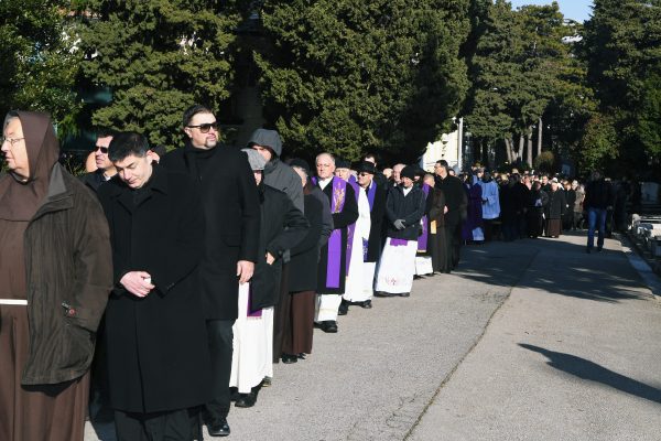 Svetište Majke Božje Trsatske Rijeka, Gospa Trsatska