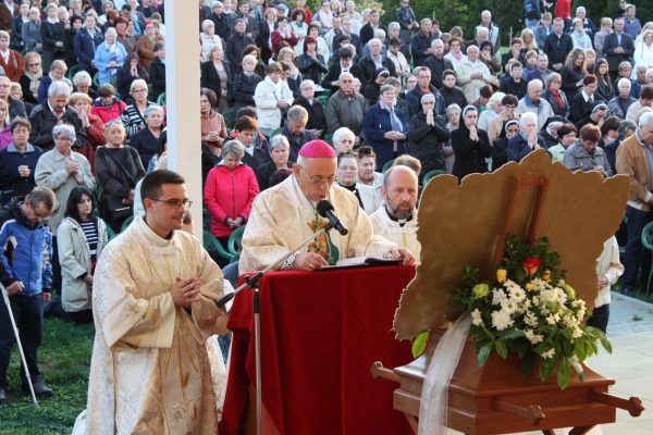 Svetište Majke Božje Trsatske Rijeka, Gospa Trsatska