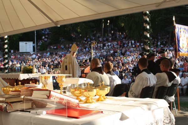 Svetište Majke Božje Trsatske Rijeka, Gospa Trsatska