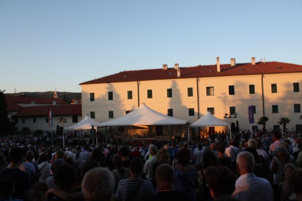 Svetište Majke Božje Trsatske Rijeka, Gospa Trsatska